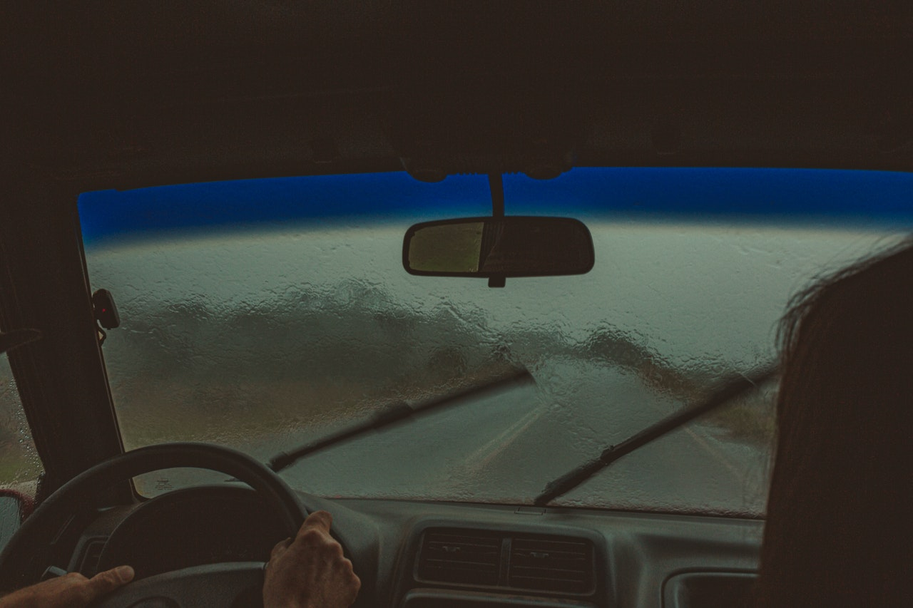  Defrosting your windscreen